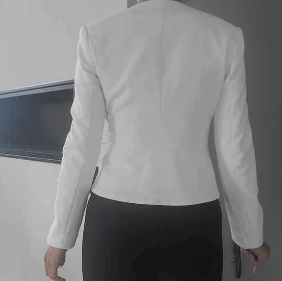 Bebe crop blazer - Picture 3 of 5